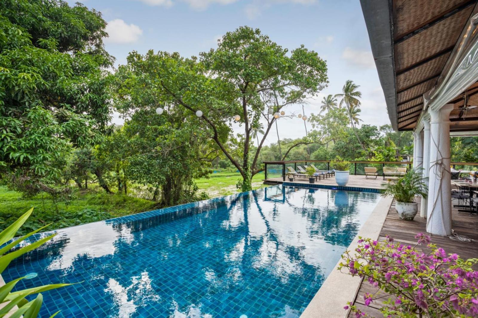 Sol De Goa Hotel Nerul  Buitenkant foto